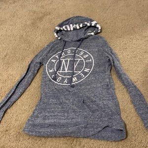 AéRopostale women’s too